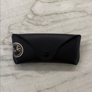 Ray-Ban Classic Black Sunglasses Case